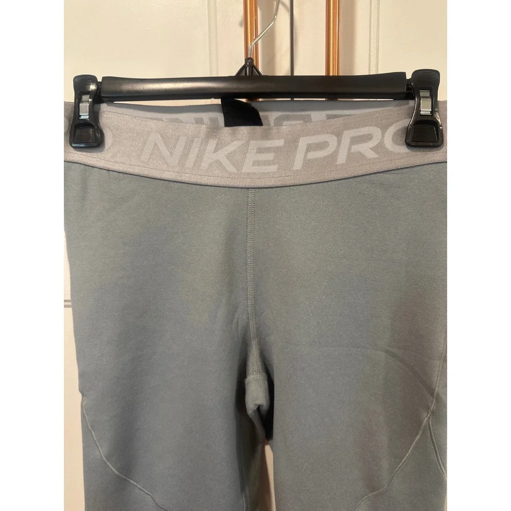 Nike Pro Dri-FIT Womens Grey Athletic Training Leggings Size Medium Tights